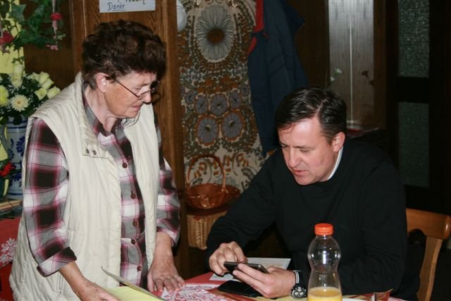 Marcel rechnet mit Frau Hauber ab.