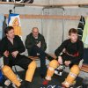 Diskussionen nach der 2:4 Niederlage im ersten Spiel.